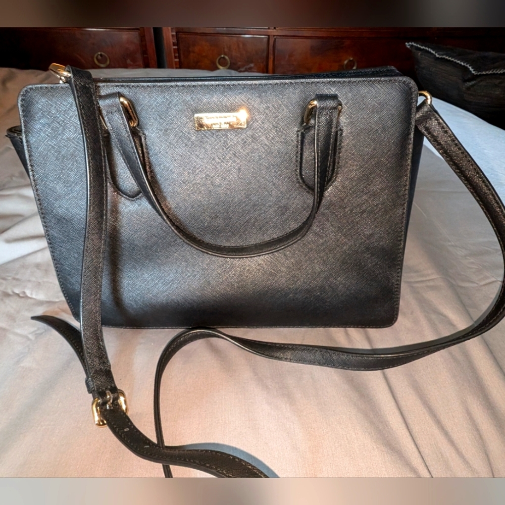 Like New Kate Spade Shoulder Bag